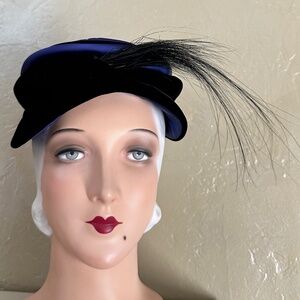 STATELY 1950s' DESIGNER BLACK VELOUR/BLUE SATIN HAT + LONG FEATHERS